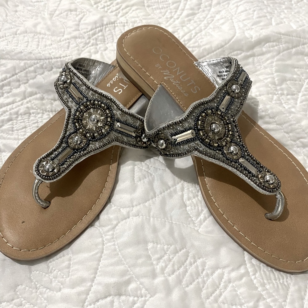 Women’s sandals size 9